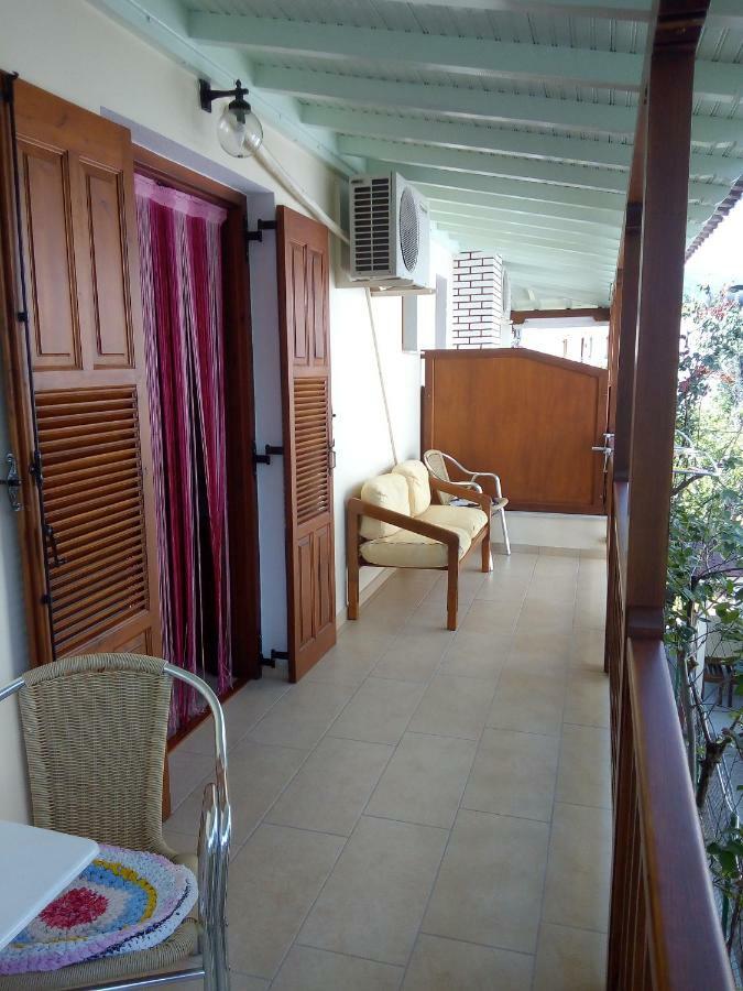 Pansion Matoula Apartment Skiathos Town Bagian luar foto